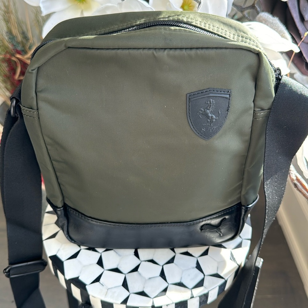Puma Ferrari Men’s Crossbody Bag. Black and Army Green.